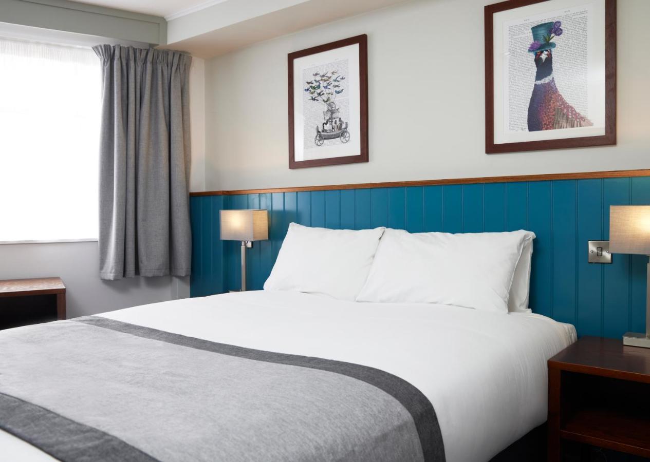 Highwayman Hotel Dunstable Bagian luar foto