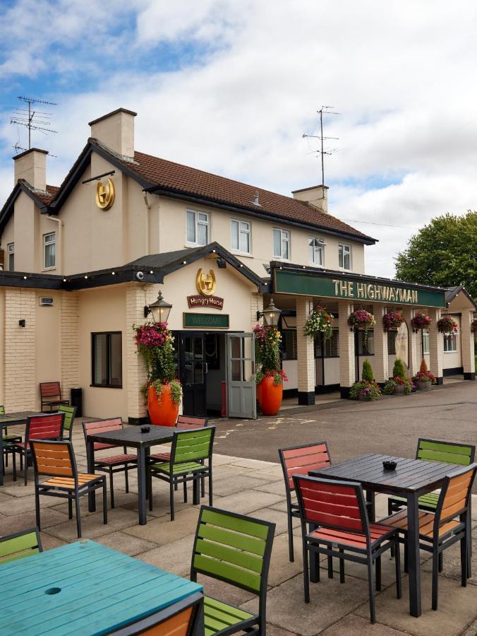 Highwayman Hotel Dunstable Bagian luar foto
