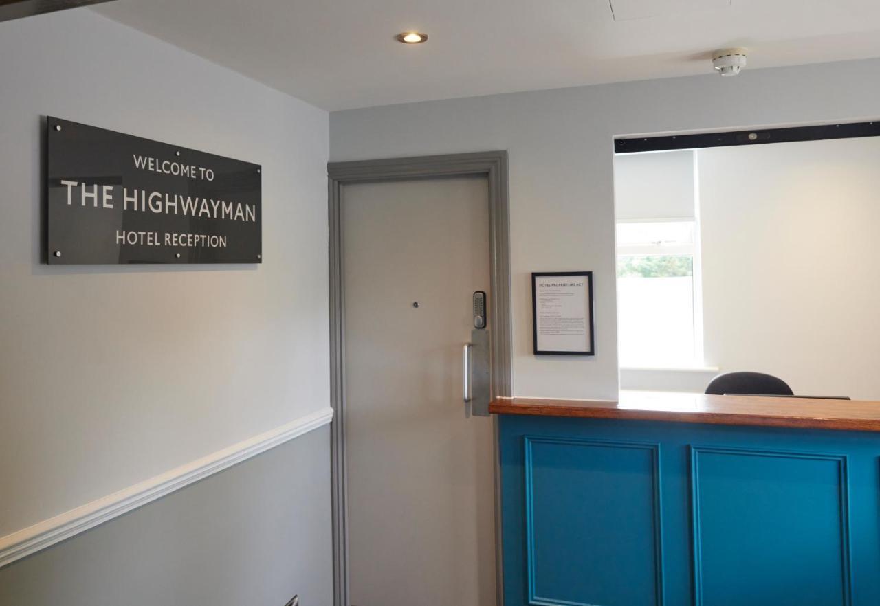 Highwayman Hotel Dunstable Bagian luar foto