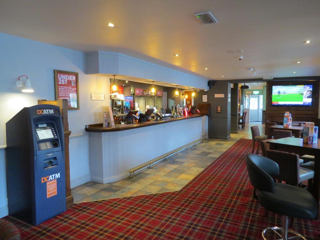 Highwayman Hotel Dunstable Bagian luar foto